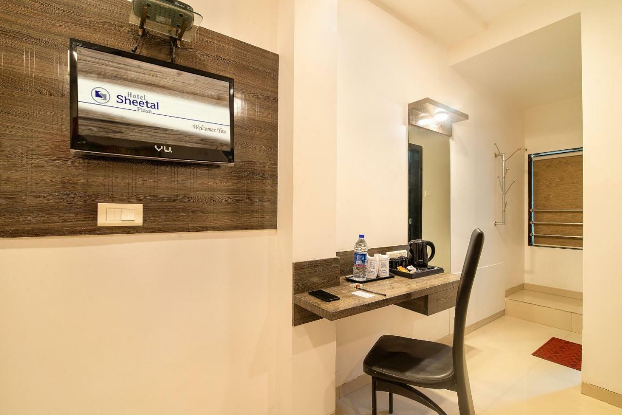 Hotel Sheetal Plaza Surat Eksteriør bilde