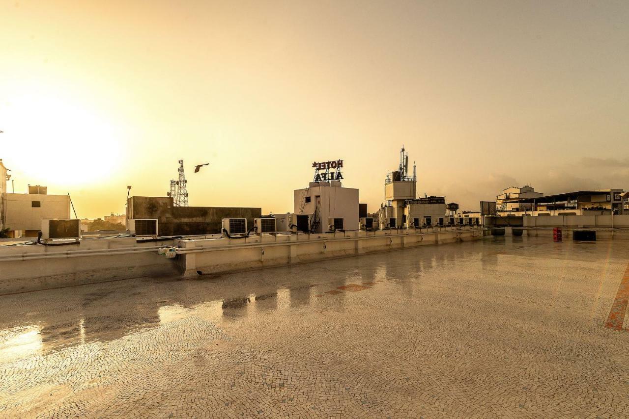 Hotel Sheetal Plaza Surat Eksteriør bilde