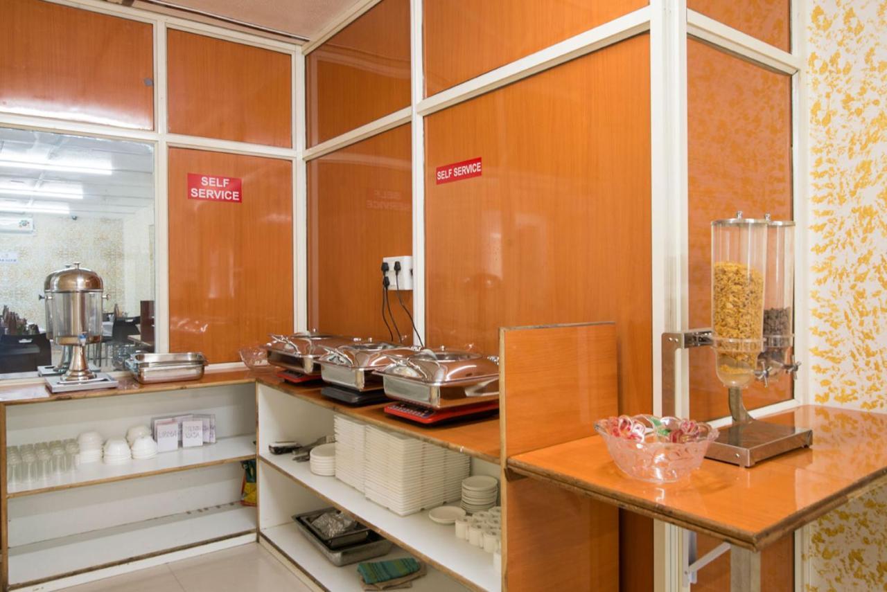 Hotel Sheetal Plaza Surat Eksteriør bilde
